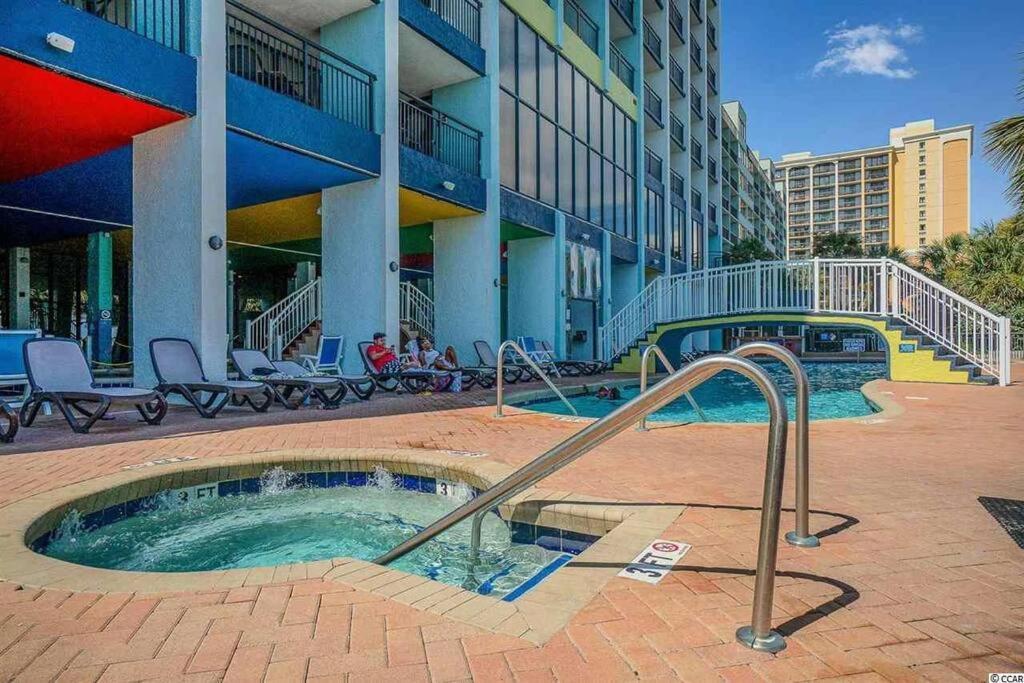 *Oceanfront Escape*Queen Beds*Pools*Beach*Hot Tubs*J71 Мертл-Біч Екстер'єр фото
